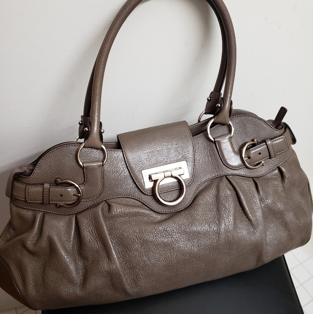 Authentic Ferragamo calf leather shoulder bag